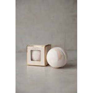 Lusso Tan Remover Bath Bomb